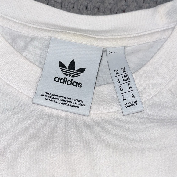 Adidas graphic t-shirt, size medium, white - Picture 4 of 5